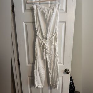White cloth and stone Sleeveless Jumpsuit